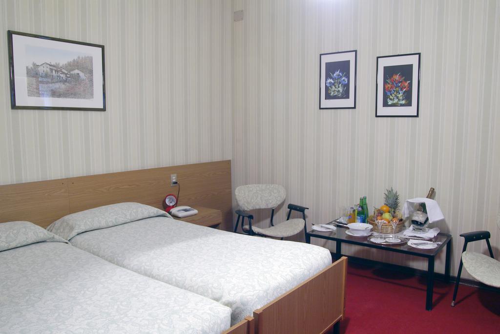 Hotel Margna Morbegno Zewnętrze zdjęcie